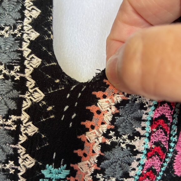 Savanna Jane Embroidered Boho Tunic Top Black Floral Stripes Bell Sleeve Sz 1X - Picture 11 of 11